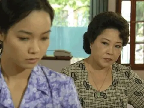 Mẹ chồng dậy từ 3h sáng ninh nước hầm xương cho cháu ăn dặm, con dâu chê không có chất khiến bà bỏ về ngay