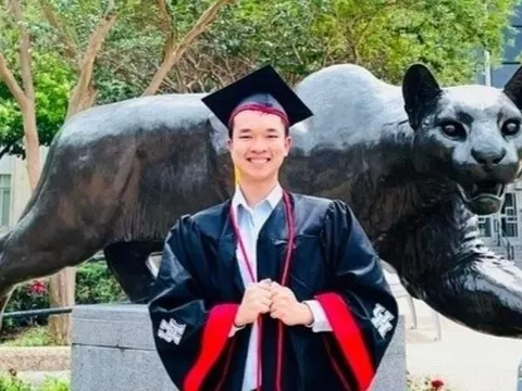 Từ đam mê làm phim đến tấm vé nghiên cứu vũ trụ tại Đại học Cambridge