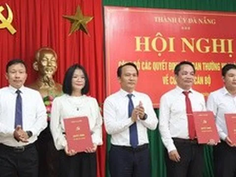 Một xã ở Đà Nẵng thay bí thư và Chủ tịch UBND cùng lúc