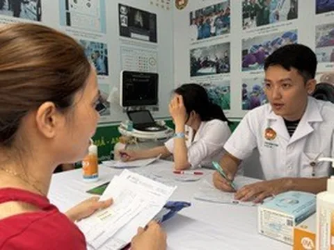 Từ 1-7, Bộ Y tế dừng cấp giấy phép, chứng chỉ hành nghề khám chữa bệnh