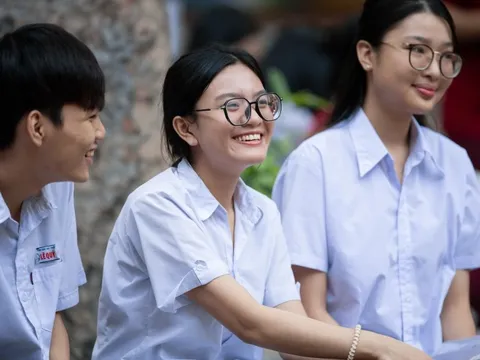 Số thí sinh chọn Lịch sử, Địa lý thi tốt nghiệp áp đảo