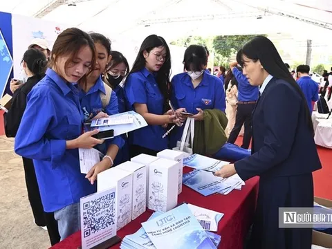 Hàng nghìn cơ hội việc làm ngành logistics cho tân sinh viên tại Tây Nguyên