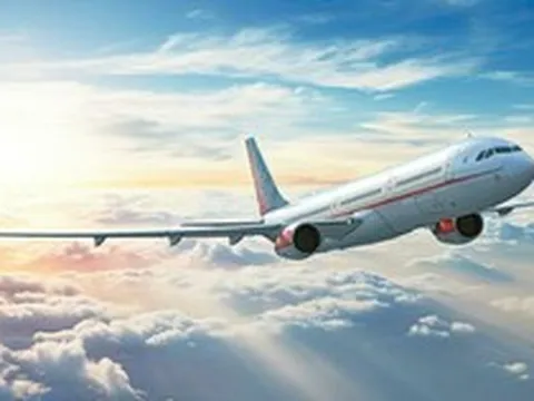 HOT: Vé máy bay giảm 50%, nhiều chặng bay quốc tế "rẻ kỷ lục"