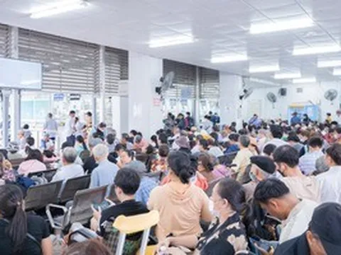 Lượng người bệnh đến Bệnh viện Chợ Rẫy cao chưa từng có