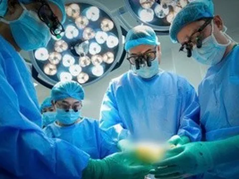 Ghép tim mở thêm hi vọng cho người suy tim giai đoạn cuối
