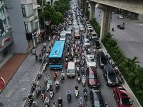 Hà Nội dự kiến hạn chế xe cá nhân theo khung giờ, tuyến đường từ 2035