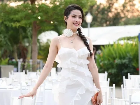 Sắc vóc "vạn người mê" của Hoa hậu Phan Thị Mơ, tuổi 36 vẫn độc thân
