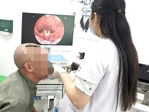 Nhai đá sau vận động, người đàn ông 66 tuổi suýt mất mạng chỉ vì sai lầm này