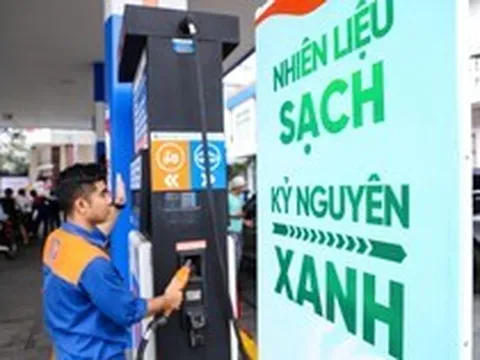 Petrolimex bán xăng E10 toàn quốc từ 20/5, nghiên cứu thêm loại cao cấp E10 RON97