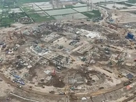 Siêu tiến độ sân vận động lớn nhất hành tinh: Dự kiến hoàn thành chỉ trong 20 tháng, lập kỷ lục của mọi kỷ lục thế giới