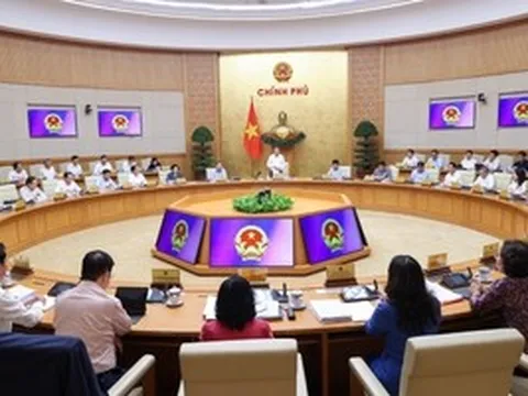 Cử người không đúng thành phần dự cuộc họp của Chính phủ sẽ bị phê bình công khai