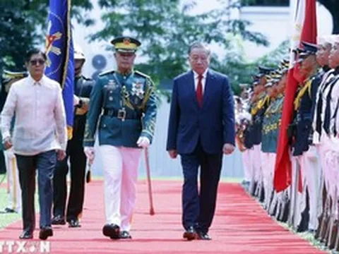 21 loạt đại bác chào mừng Tổng Bí thư, Chủ tịch nước Tô Lâm thăm cấp Nhà nước Philippines