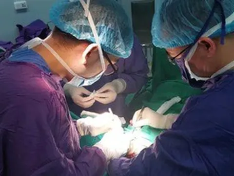 Tưởng viêm da vùng kín, người đàn ông phát hiện mắc ung thư hiếm