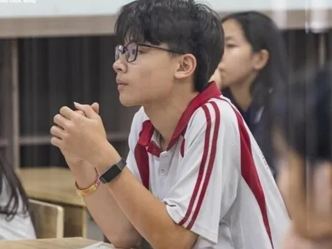Điểm chuẩn lớp 10 Hà Nội: Mức điểm nào là an toàn với thí sinh?