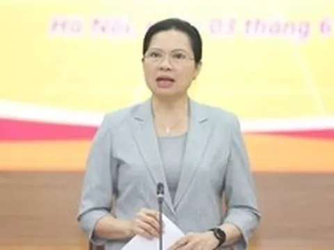 Bà Hà Thị Nga: Nếu không chuyển đổi số, chúng ta sẽ tụt lại phía sau