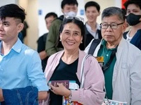 Giảm 15% giá vé máy bay cho người cao tuổi