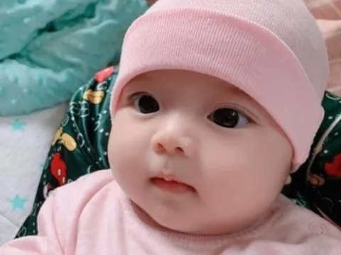 Bố đi làm khai sinh đặt tên con Ngô Út Mót, nhân viên khuyên đổi thành tên khác vô cùng rực rỡ và cao sang