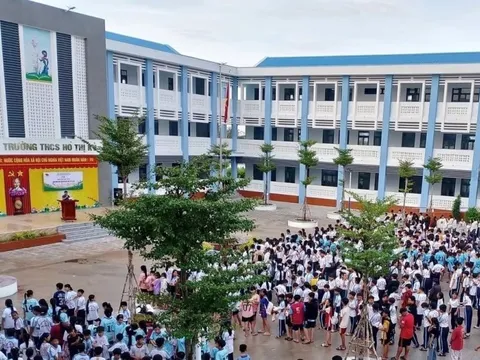 Nhiều sai sót trong kỷ luật hiệu trưởng trường cấp 2 ở Cà Mau