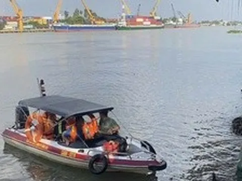 Điều tra vụ nam thanh niên tử vong khi lội xuống sông Đồng Nai