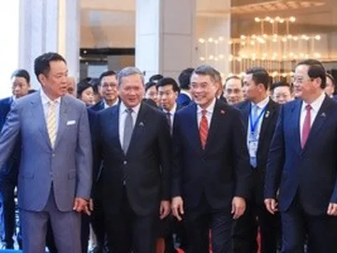 Thủ tướng Lê Minh Hưng: ASEAN tham gia định hình chuẩn mực mới thời đại