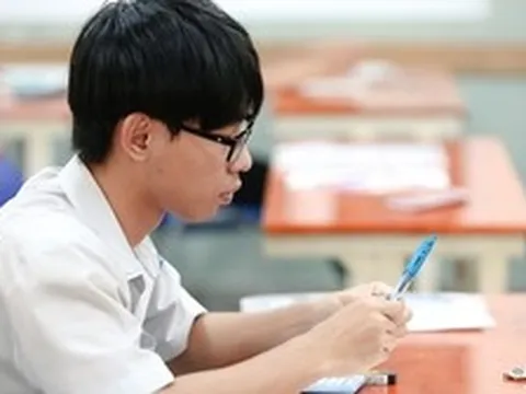 Thi tốt nghiệp THPT 2026 buổi thứ 2: Toán trắc nghiệm, khó nhằn hay dễ thở?
