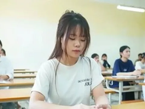 Đề thi môn Tiếng Anh tốt nghiệp THPT 2026, cập nhật đáp án