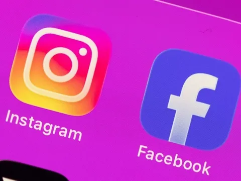 Facebook bắt đầu thu phí