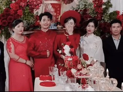 Bố mẹ dự đám cưới con gái sau 11 năm ly hôn, cô dâu Đồng Nai xúc động bật khóc