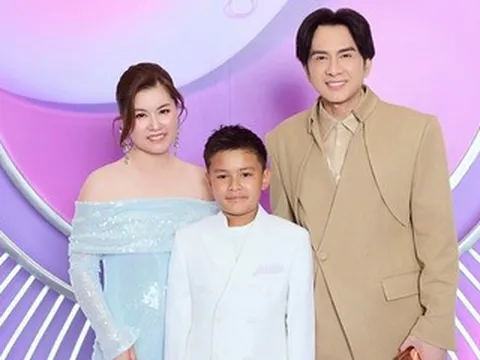 Ca sĩ Đan Trường gây chú ý khi xuất hiện bên vợ cũ Thuỷ Tiên