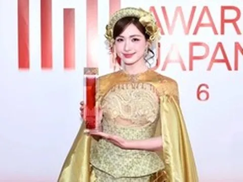 Ca sĩ Hòa Minzy đón tin vui