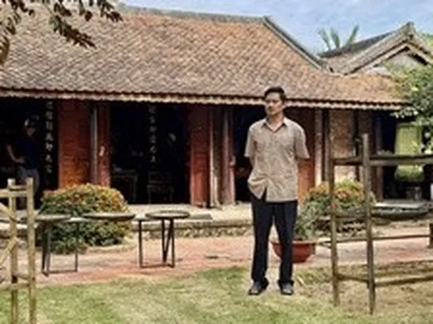 Nam nghệ sĩ từ chức lãnh đạo, về quê làm vườn 3000m2,  có nhà từ TP.HCM đến Đồng Tháp, chưa vợ con