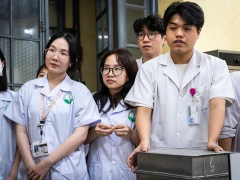 Học ngành nào được cấp học bổng, hỗ trợ sinh hoạt phí?