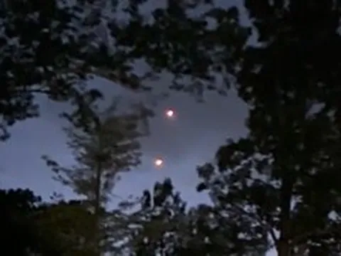Xôn xao hồ sơ mật UFO của Mỹ : Ranh giới mong manh