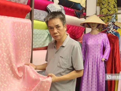 Người đứng sau những hoa văn tinh xảo của lụa Vạn Phúc