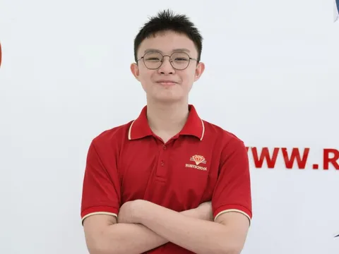 Thủ khoa lớp 10 của TP.HCM không học thêm, không chơi game