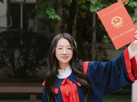 Nữ sinh Hà Nội xuất sắc đỗ 5 trường chuyên danh giá