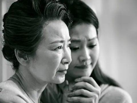 Là con của mẹ đơn thân, tôi áy náy khi muốn ở riêng