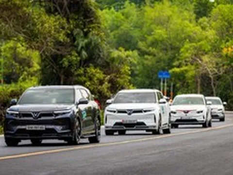 Mạnh 402 mã lực, tiện nghi như khoang hạng nhất: VinFast VF 9 ghi điểm trọn vẹn với giới doanh nhân