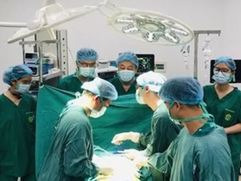 Hai bệnh nhân đột quỵ thoát nguy kịch nhờ đến Bệnh viện Bạch Mai cơ sở 2 kịp thời