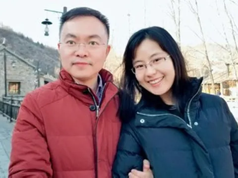Triệu phú mắc bệnh nan y, vợ bỏ sự nghiệp cùng chồng tìm thuốc chữa