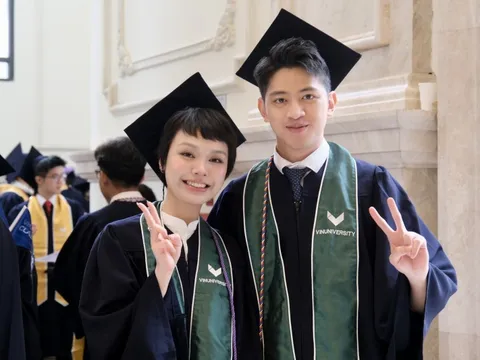 Khóa bác sĩ đầu tiên tốt nghiệp 'đại học tinh hoa' của Việt Nam