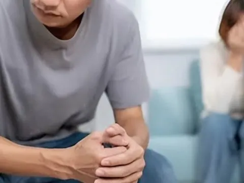 Cú sốc của người cha khi phát hiện ba con đều không cùng huyết thống