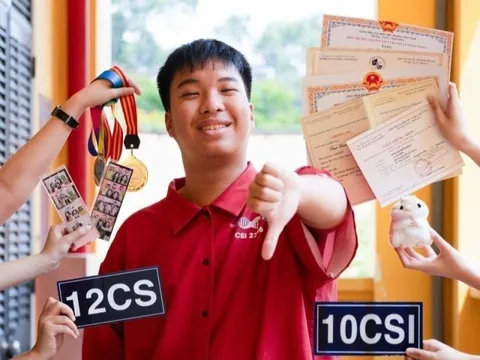 Thủ khoa 30 điểm khối B00 không học Y, chọn nối nghiệp thầy cô