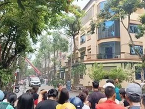 Cháy nhà liền kề ở Hà Nội, hai người tử vong