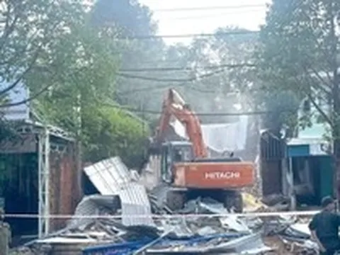 Phú Quốc cưỡng chế thu hồi đất 2 hộ dân sau gần 20 năm không chịu bàn giao