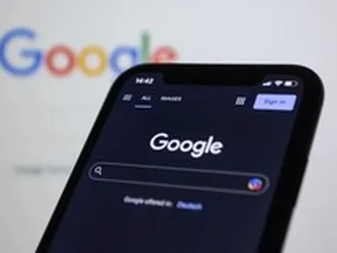 Google âm thầm thay đổi chính sách: Ảnh, video và tệp bạn tải lên để tìm kiếm giờ có thể được dùng huấn luyện AI