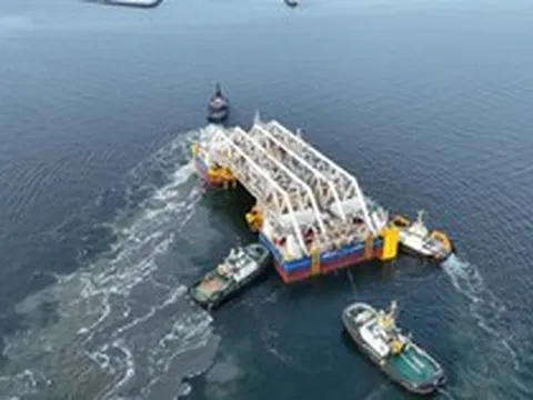 79 khối bê tông khổng lồ nặng 73.500 tấn được xếp liền nhau dưới đáy biển, siêu công trình 8 tỷ USD dần lộ diện: Đại gia gốc Thanh Hóa góp mặt trong dự án hạ tầng xuyên biển lớn nhất thế giới