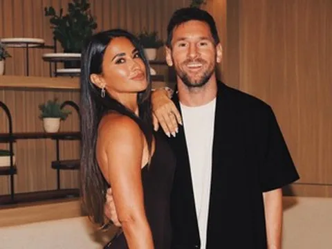Vợ người mẫu chia sẻ khi Messi giúp Argentina thắng nghẹt thở Ai Cập ở World Cup