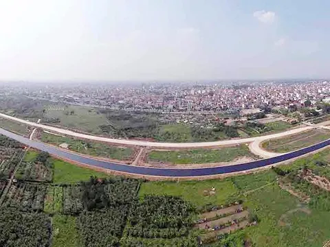 Mở không gian phát triển gắn với kiểm soát đầu cơ đất