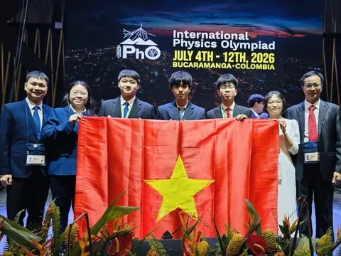 Việt Nam vào top 7 Olympic Vật lý quốc tế